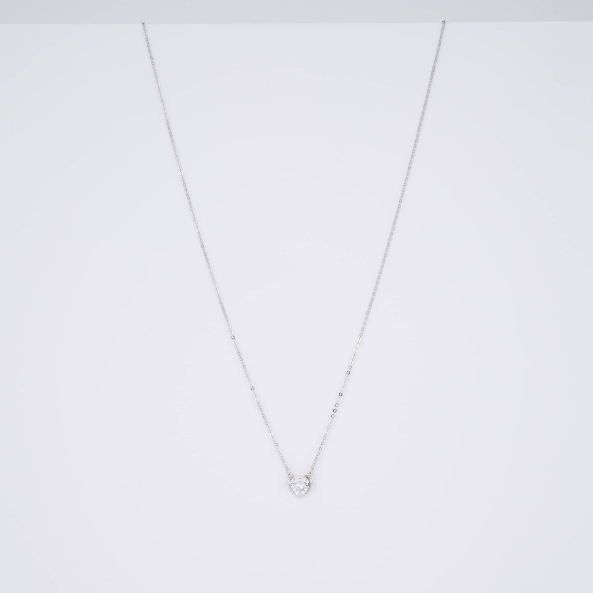925 Silver Heart Pendant Necklace with Solitaire Diamond