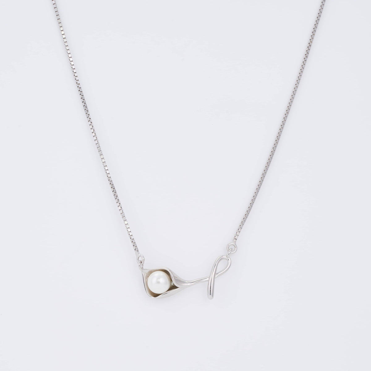 925 Silver Ribbon Necklace with Freshwater Pearl Pendant