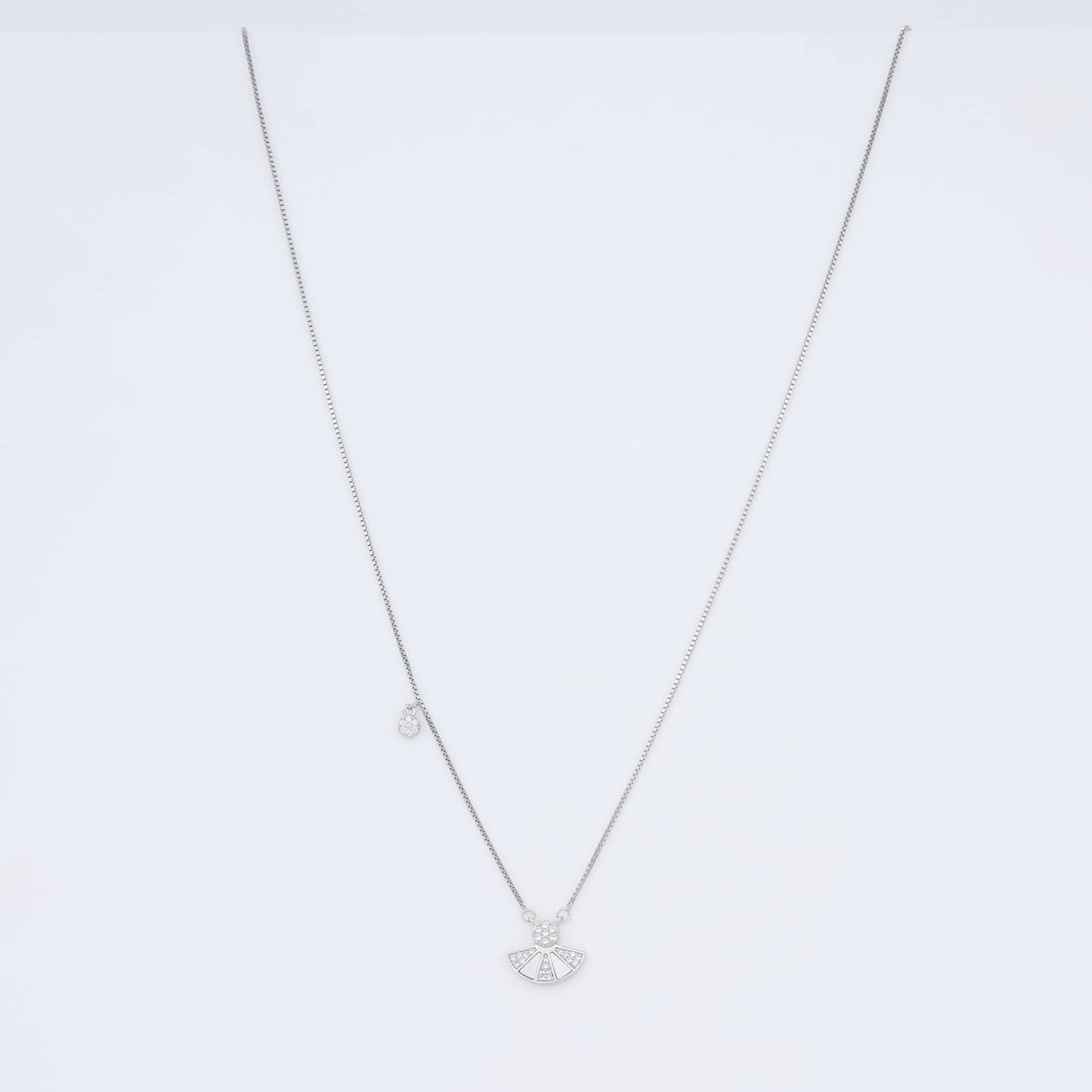 925 Silver Fan Pendant Necklace with Mother of Pearl & Diamonds
