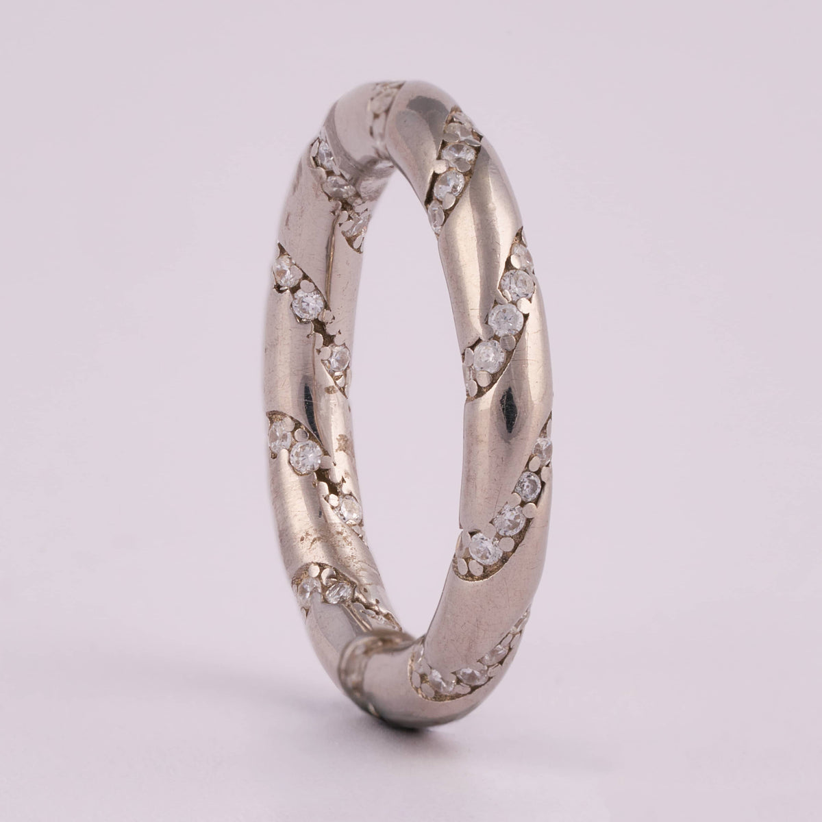 Twisted Silver Ring with Scattered Diamond Accents